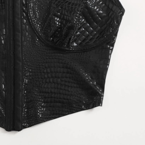 Snakeskin Leather Crop Top - Picture 3 of 4